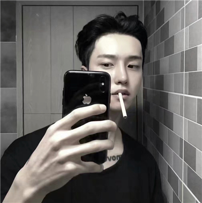 阳光帅气性感男微信生头像