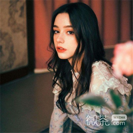 2019微信最新气质高颜值的欧美女神图片下载