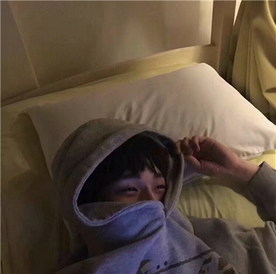 阳光帅气性感男微信生头像