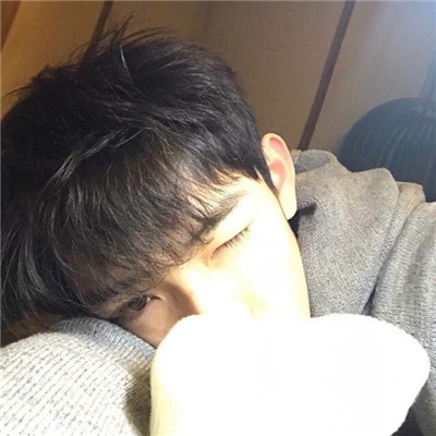 阳光帅气性感男微信生头像