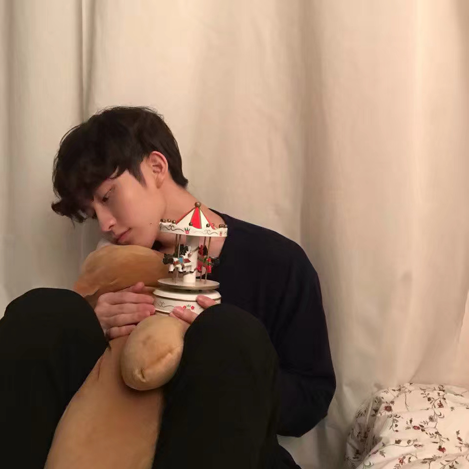 阳光帅气性感男微信生头像