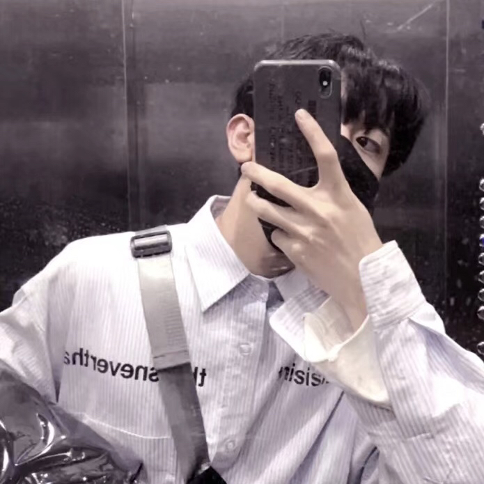 阳光帅气性感男微信生头像