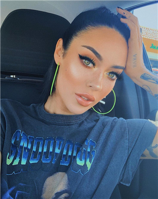 清新时尚欧美女生微信头像