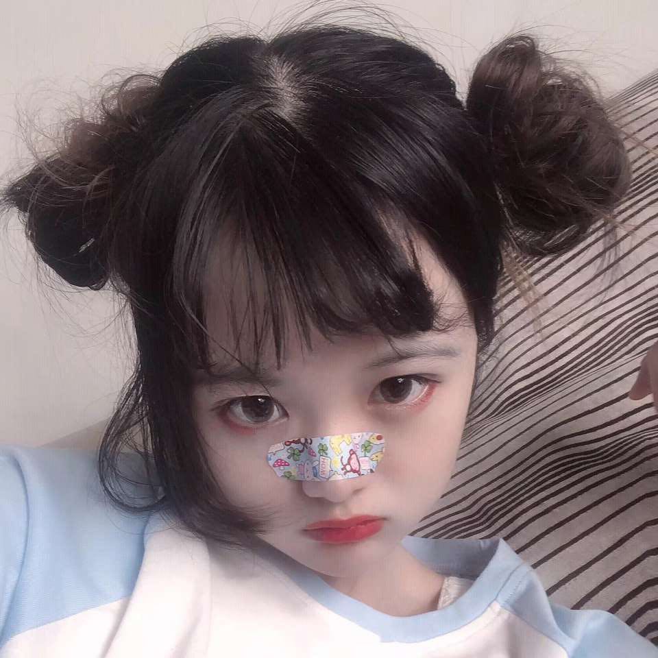 微信时尚清新文艺女生头像