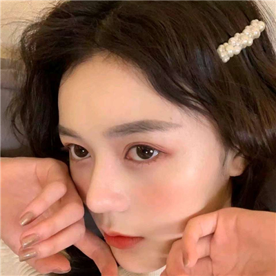 微信时尚清新文艺女生头像