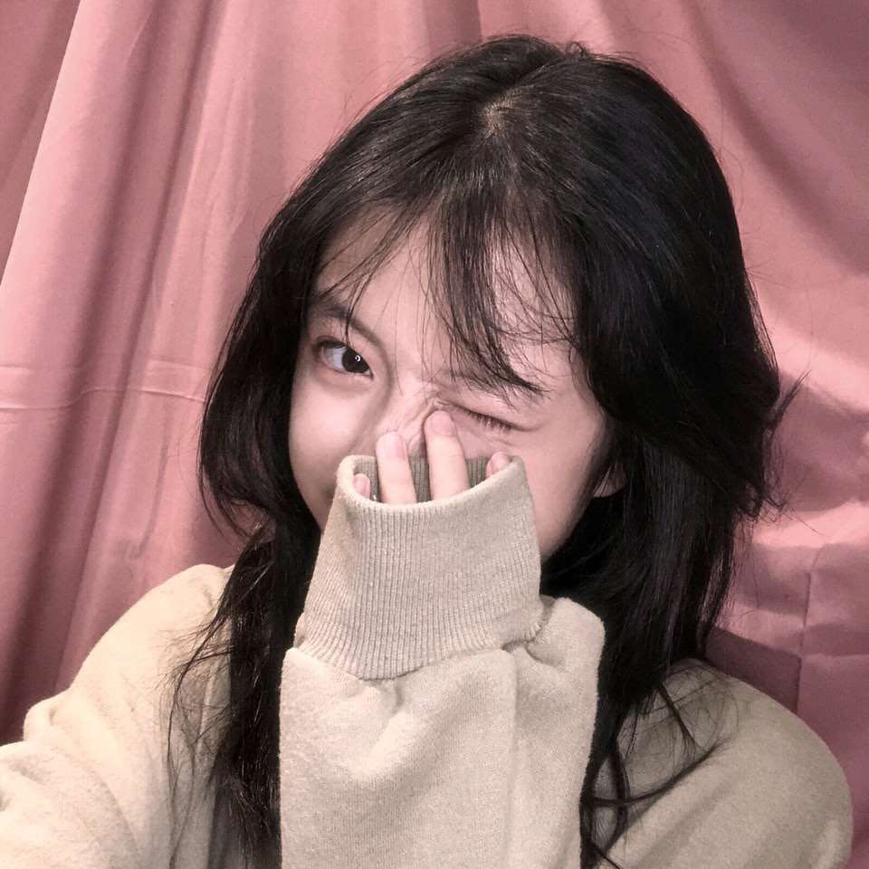 微信时尚清新文艺女生头像