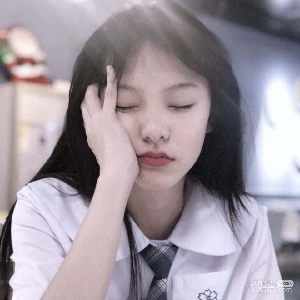 清纯个性女生微信头像