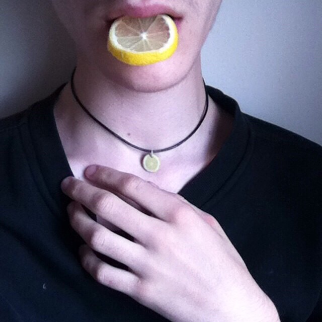 微信时尚清新欧美男生头像