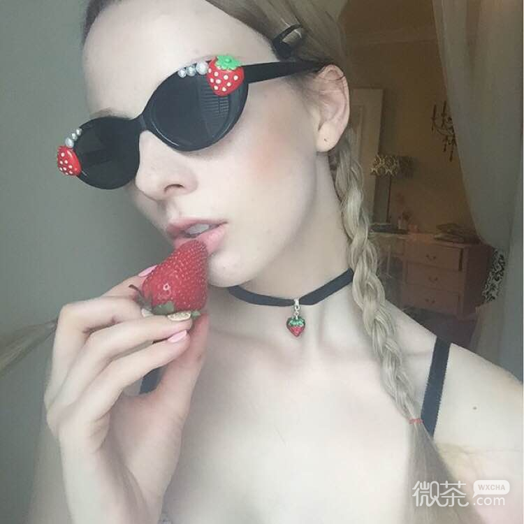微信时尚唯美意境欧美女生头像