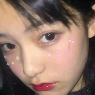 微信清新气质阳光男生头像