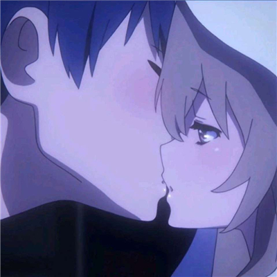 甜蜜爱情情侣微信头像