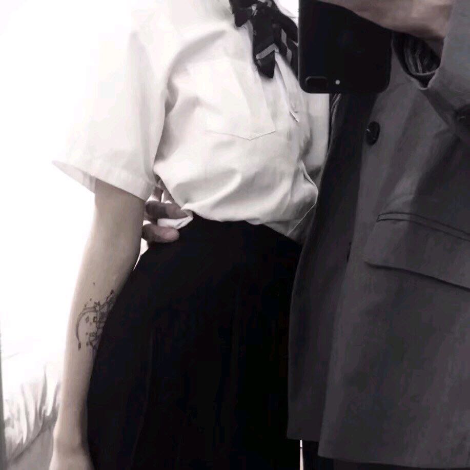 甜蜜爱情情侣微信头像