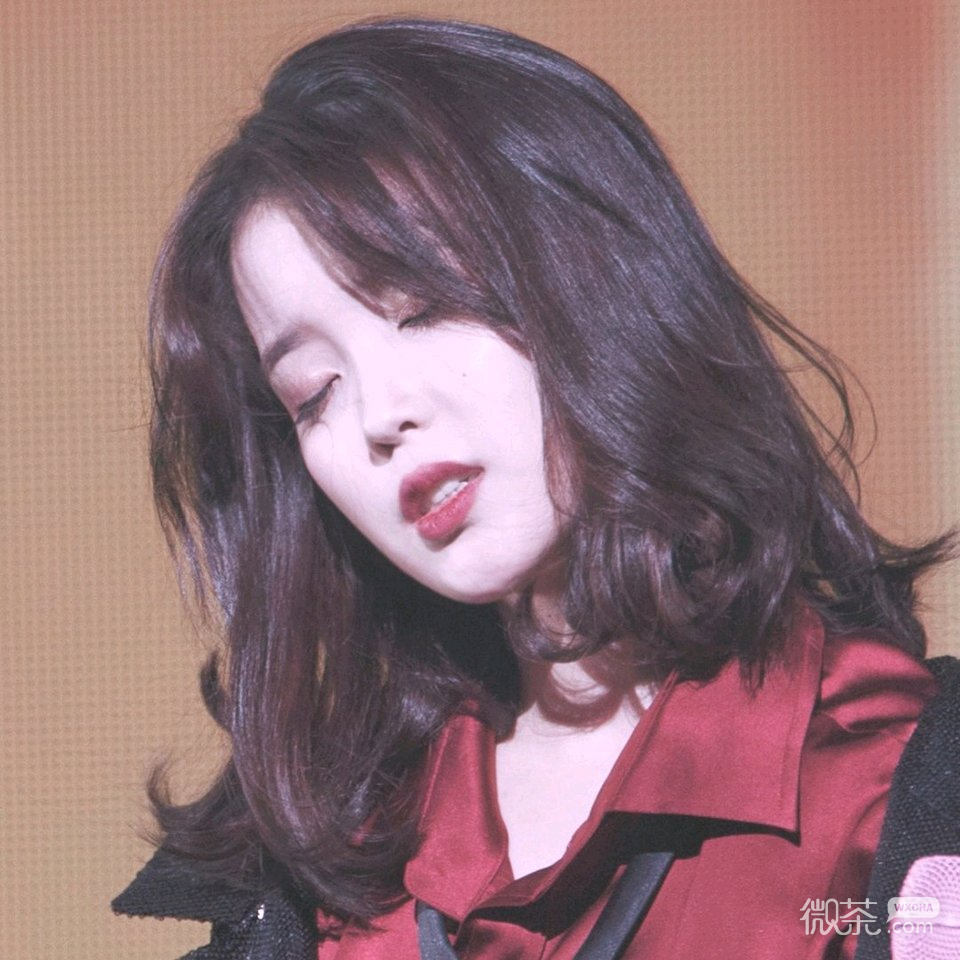 清纯个性女生微信头像