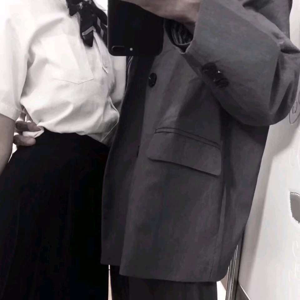 甜蜜爱情情侣微信头像