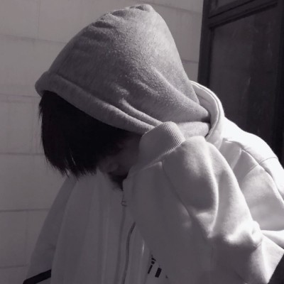 微信非主流帅气阳光男生头像