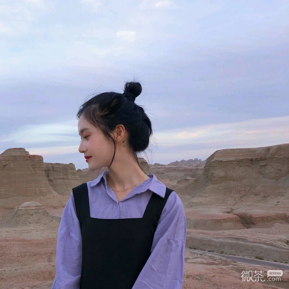 微信清新文艺阳光女生头像