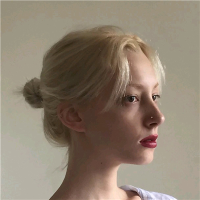 时尚阳光清新气质女生微信头像