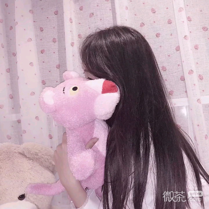 微信清新文艺阳光女生头像
