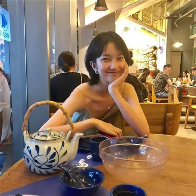 微信性感个性迷人女生头像