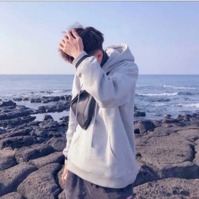 微信非主流帅气阳光男生头像