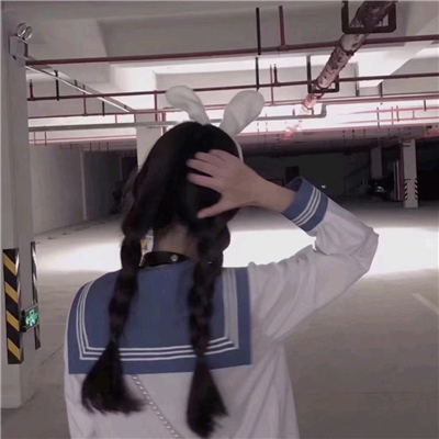 时尚阳光清新气质女生微信头像