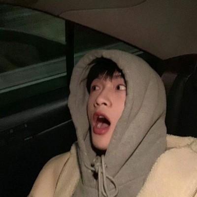 微信非主流帅气阳光男生头像