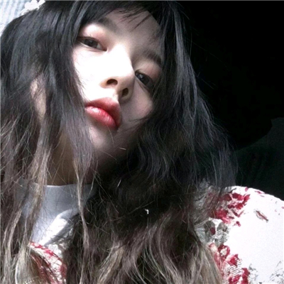 时尚阳光清新气质女生微信头像