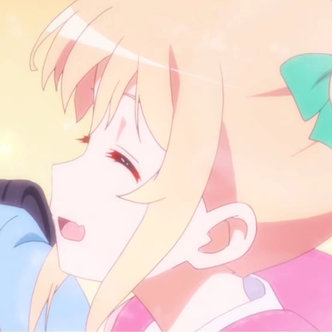 好看粉嫩二次元情侣微信头像