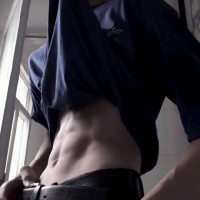 狂野帅气的微信八块腹肌男生系列头像下载