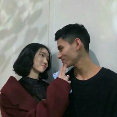 甜蜜唯美小清新风格的微信双人情侣头像下载