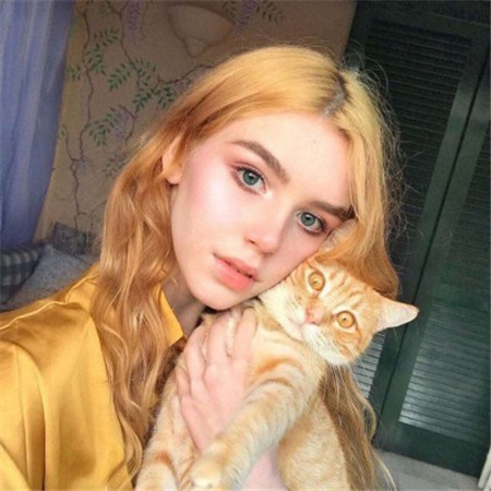 微信最新高颜值欧美范的气质女生图片下载