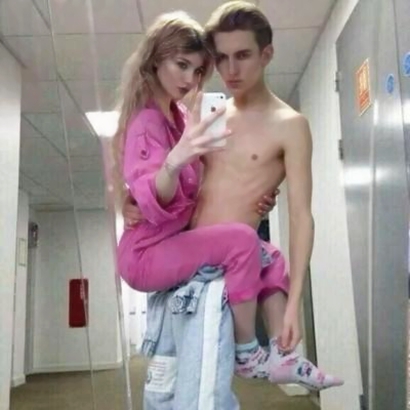 帅气个性的微信欧美范情侣头像合集下载