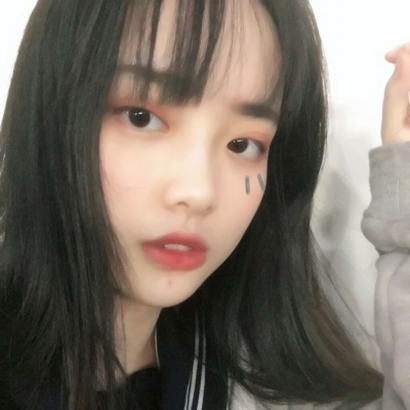 时尚潮流风格的微信高颜值女生头像合集下载