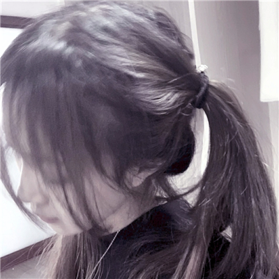 微信阳光粉嫩文艺女生头像