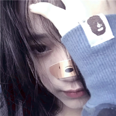 微信阳光粉嫩文艺女生头像