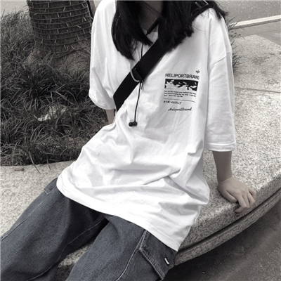 微信阳光粉嫩文艺女生头像