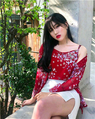 微信清新唯美阳光女生头像