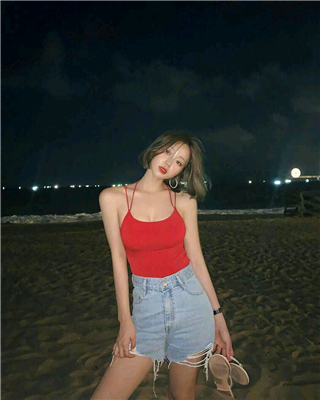 微信清新唯美阳光女生头像