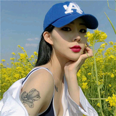 微信清新唯美阳光女生头像