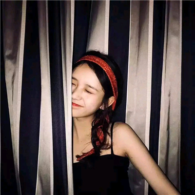 微信清新时尚阳光女生头像