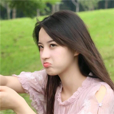 微信纯洁佛系时尚女生头像