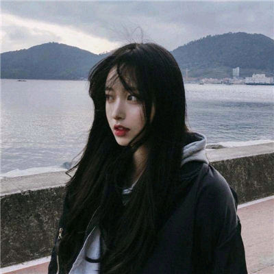 微信清新时尚气质文艺女生头像