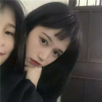 微信纯洁佛系时尚女生头像