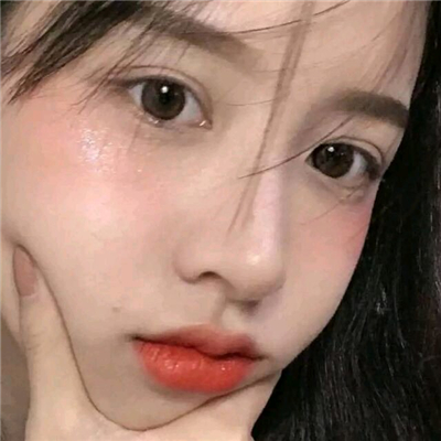 微信清新时尚阳光女生头像