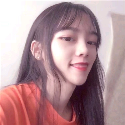 微信阳光清新性感女生头像