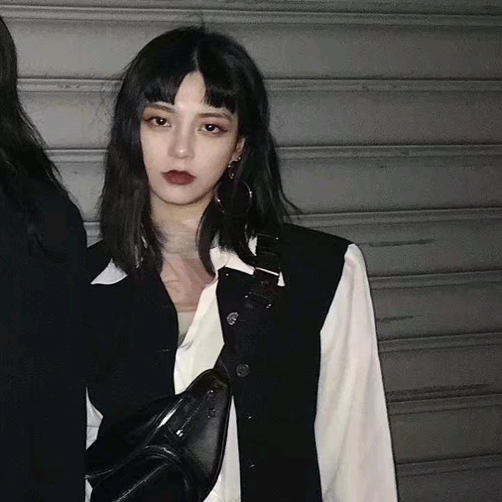 非主流好看女生微信头像