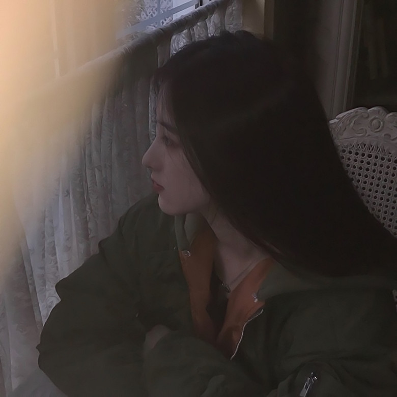 微信气质高颜值时尚女生头像