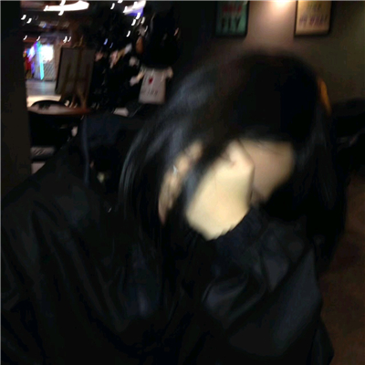 微信唯美阳光女生头像