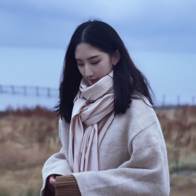 微信气质高颜值时尚女生头像