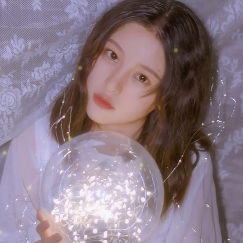 微信气质高颜值时尚女生头像